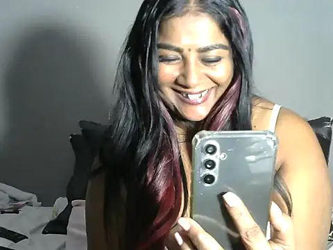 PUNANI_TSUNAMI79 网络视讯表演