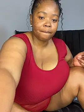 Chatroom XXX en direct de LunaCovenn