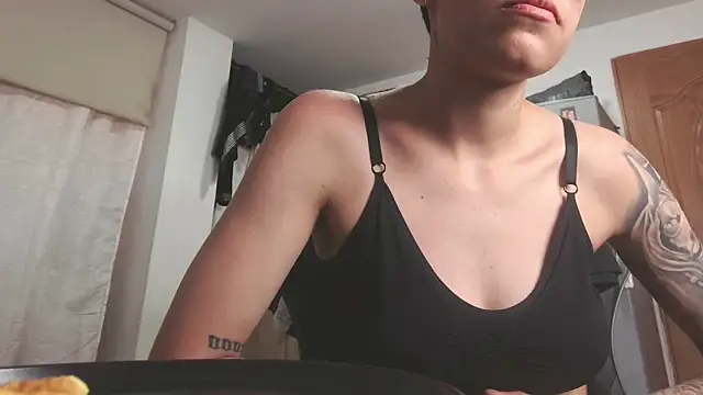 Cutie_Shy_ 现场XXX聊天