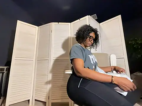 แชท XXX สดของ wynterheat