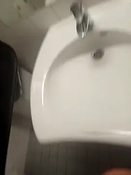 Peter059006 – Naživo XXX chat