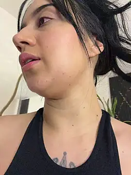 EmmyEvans1 Live XXX-chat