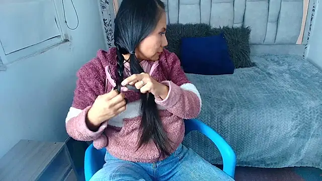 Czat XXX na żywo – Keyla_Brunette_