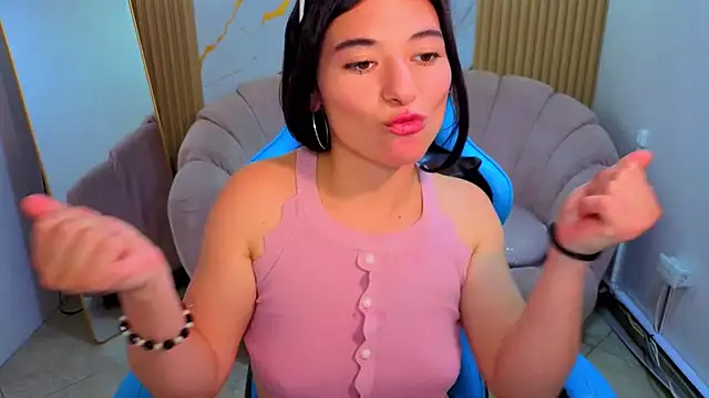 Erika_Suarez_b 라이브 XXX 채팅