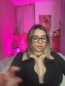 ItalianGirl Chat XXX live