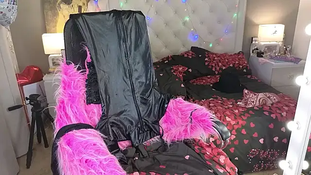 Chat +18 de RoxalanaStar ao vivo