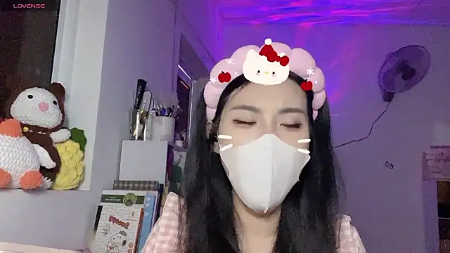 Tieu-May's Live XXX Chat