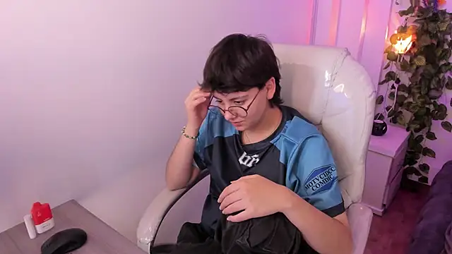 Nathaly_ds Chat XXX live