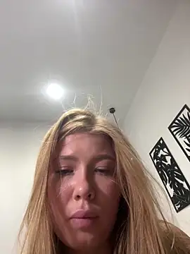 _Leya_のライブXXXチャット