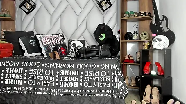 MirandaHaguen লাইভ XXX চ্যাট