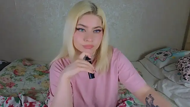 Chat +18 de NikaRocks ao vivo