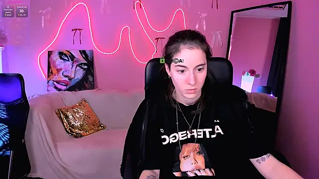 Вебкам-шоу khloebeauty