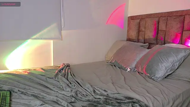 MarianaBaez1 élő XXX-chatje