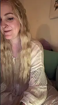 LoveAliceXXX Chat XXX in diretta