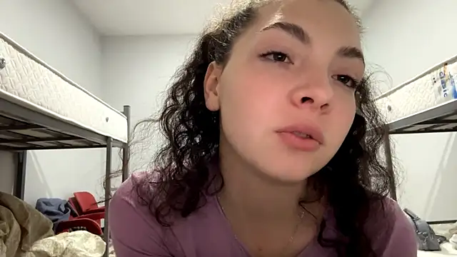 SharieLangan Adlı Modelin Canlı XXX Sohbeti