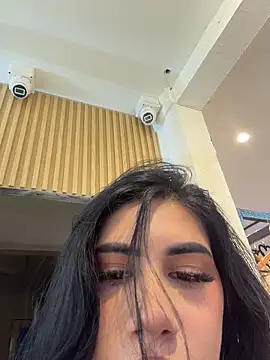 clarachanelricek: απευθείας συνομιλία ΧΧΧ