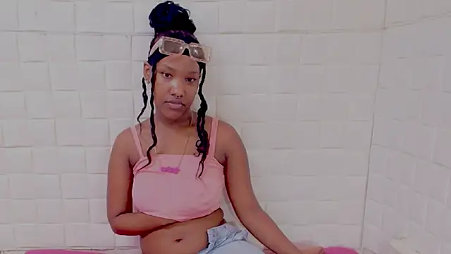 EroticSexyPrada Chat XXX in diretta