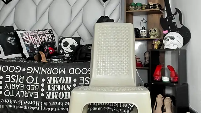 Czat XXX na żywo – MirandaHaguen