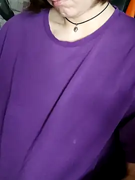 Chat XXX en directo de Aashikalaa