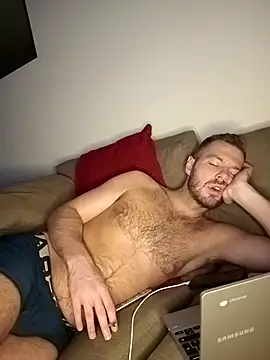 THE_CHEEKY_ALPHA élő XXX-chatje