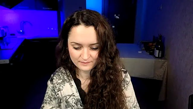 Cerann1 élő XXX-chatje