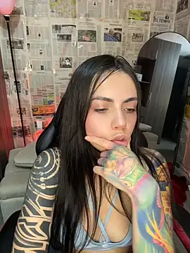 i_am_nina_: απευθείας συνομιλία ΧΧΧ