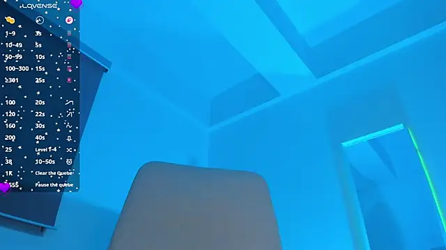 laura-hills18 Chat XXX in diretta