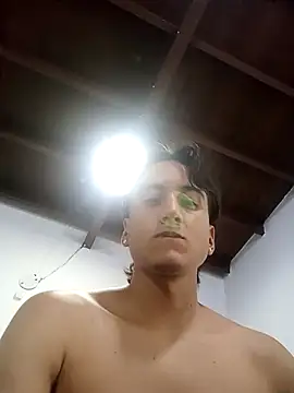 Chat +18 de EsmeraldaNaim ao vivo