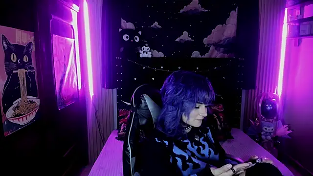 ravencollen Live XXX-Chat