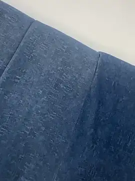 Pertunjukan Kamera Web Little-Engel