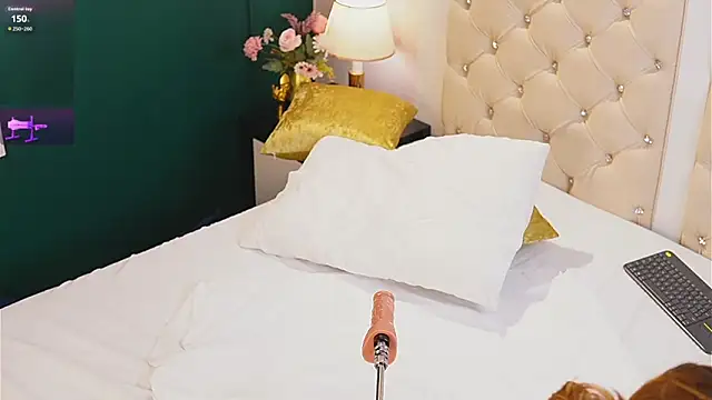 caroline_adams_ Live XXX-chat