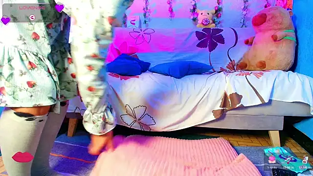 Vicky_Miller_05 Chat XXX in diretta