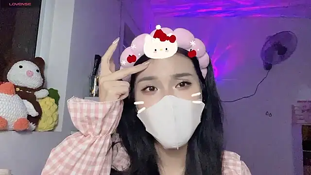 Tieu-May: απευθείας συνομιλία ΧΧΧ