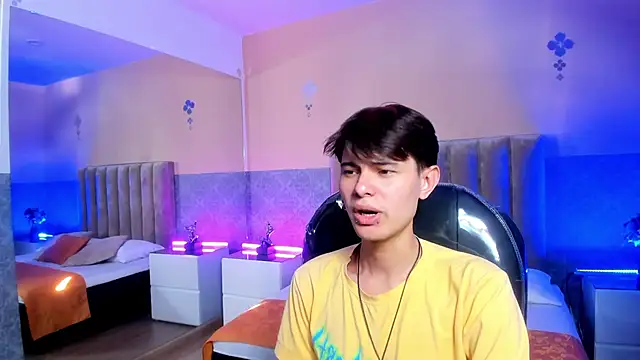 Derek_Sinn 在線直播表演