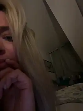 bellabee14 Webcam Show