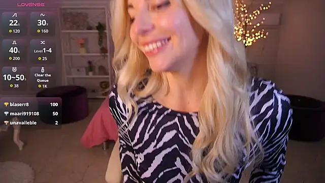 XXX chat uživo modela BellaRayyy