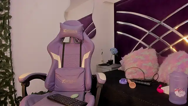 Zyrelia_VaelのライブXXXチャット