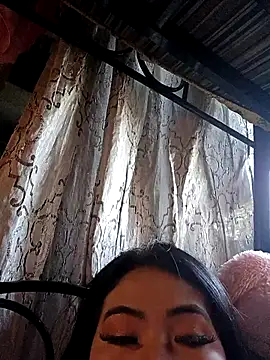 Czat XXX na żywo – Roxanne_Smith23