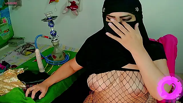 SultanaLayla Chat XXX in diretta