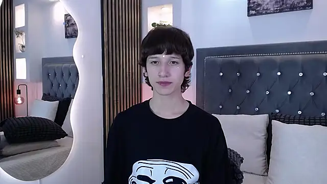 Emo_Boy_ Live XXX-Chat