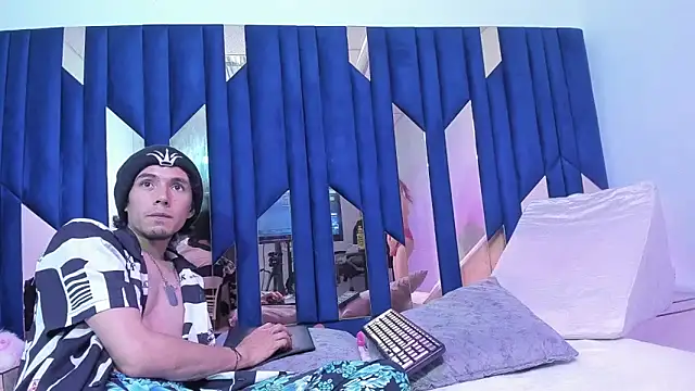 KikyoAndDrey Chat XXX live