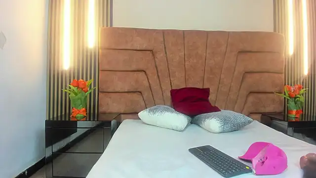 Lara_SeduceのライブXXXチャット