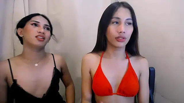 slutty_aki Pertunjukan Webcam
