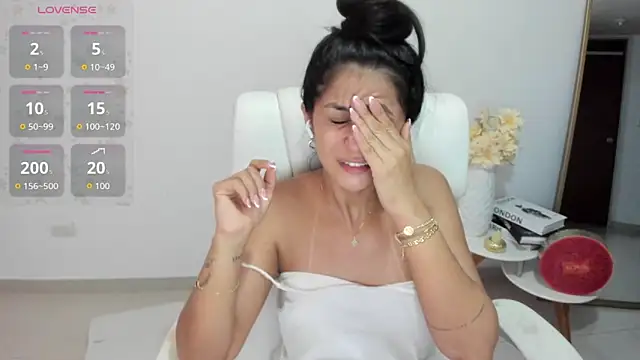 renata_t_ – Live XXX-chat