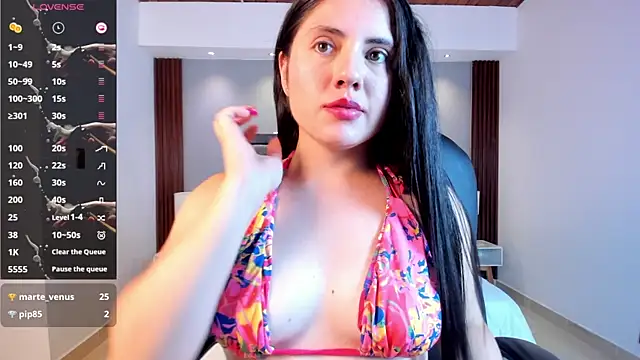 Živý XXX chat Alicee_Broownn