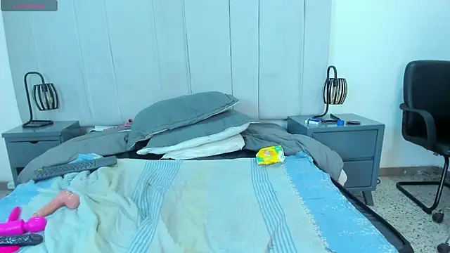 دردشة QueenMatturex الجنسية المباشرة