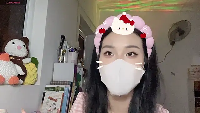 Tieu-May Chat XXX in diretta