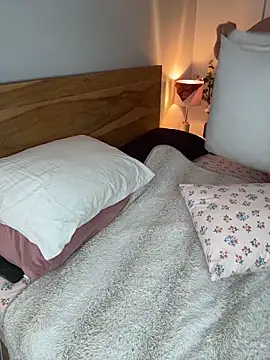 Show Webcam de violetaurora95