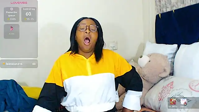 veronica1xxx's Live XXX Chat