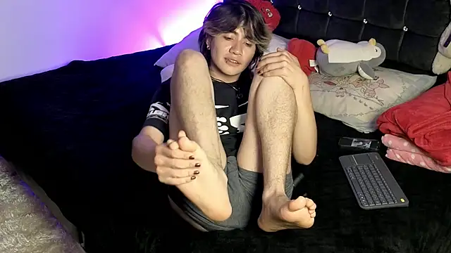 Show modela Noah_blackwood na web-kameri